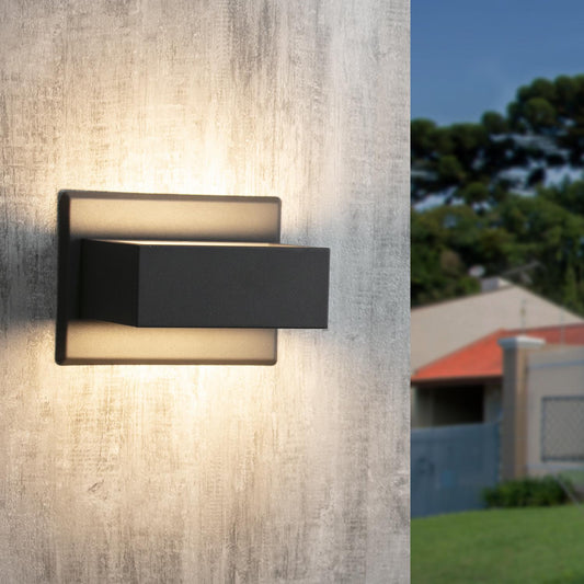 Outdoor Wall Light/ Path Light