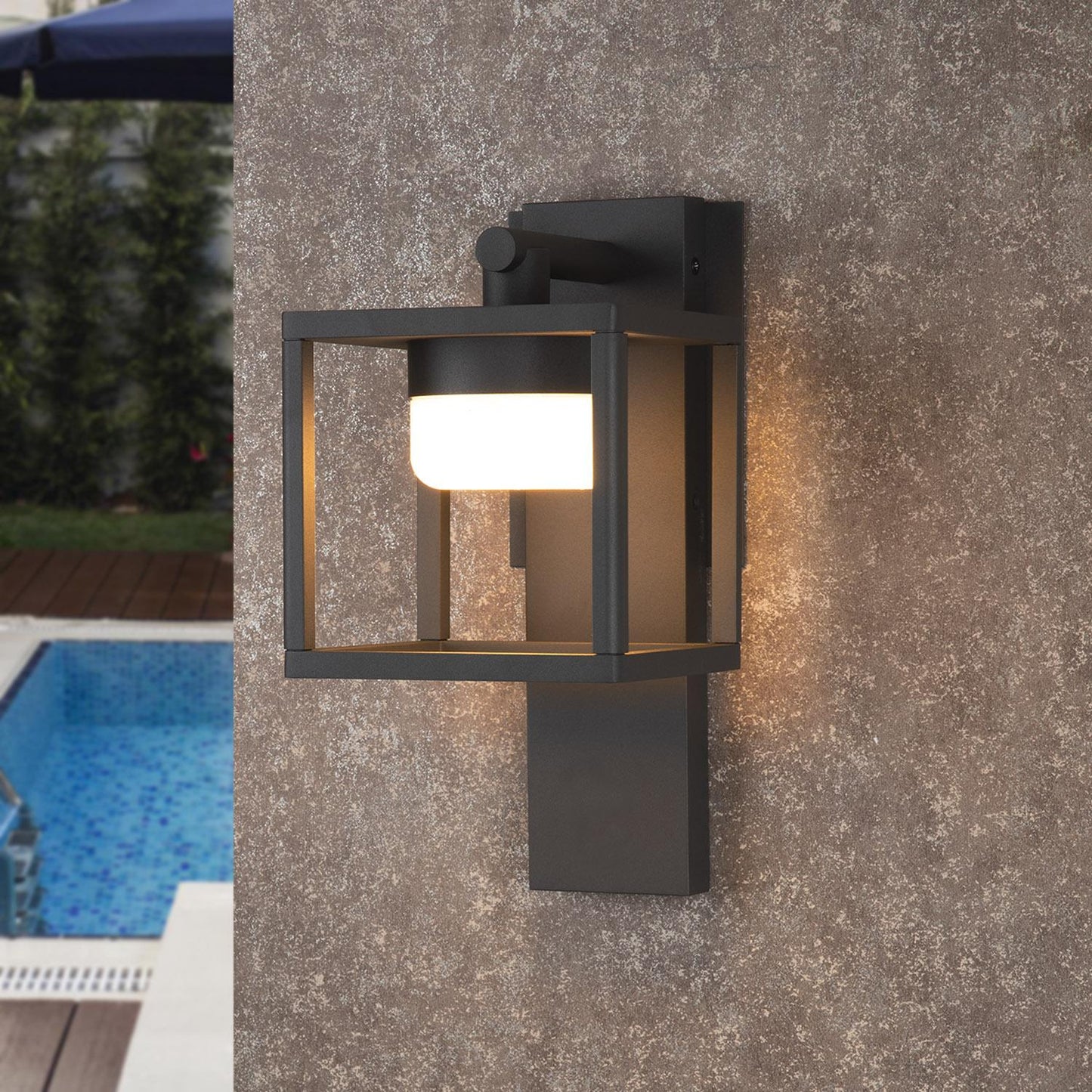 Outdoor Wall Light/ Path Light